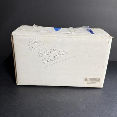 Danbury Mint - Brian Urlacher Figurine