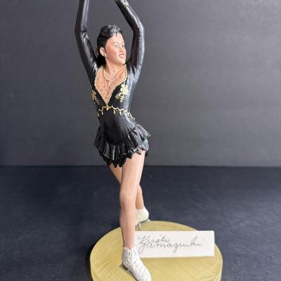 Kristi Yamaguchi autograph Figurine -#400/950
