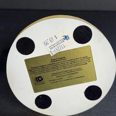 Kristi Yamaguchi autograph Figurine -#400/950