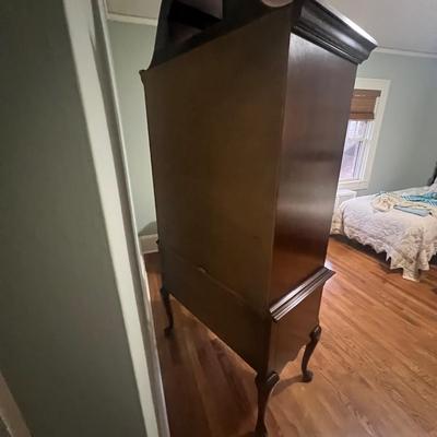 Thomasville Highboy Dresser (B3-RG)