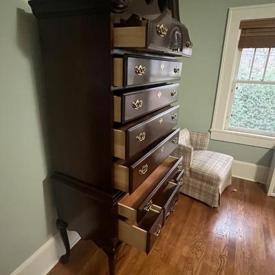 Thomasville Highboy Dresser (B3-RG)