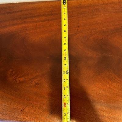 Baker Milling Road Tier Table