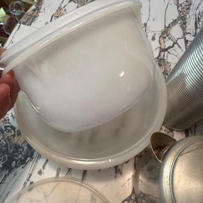 Vintage Kitchen Lot 179