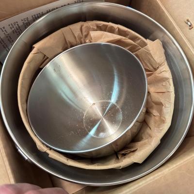 Brand New Stainless Mixing Bowl Set