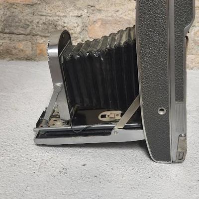 Sale Photo Thumbnail #496: Polaroid land camera 150. Fits medium flat rate box