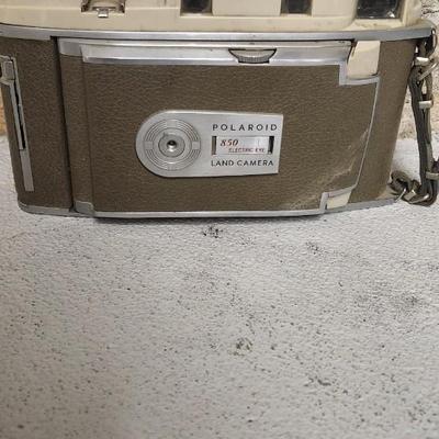 Sale Photo Thumbnail #499: Polaroid 850 Electric Eye Land Camera. Fits medium flat rate box