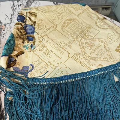 Vintage Round Tablecloths