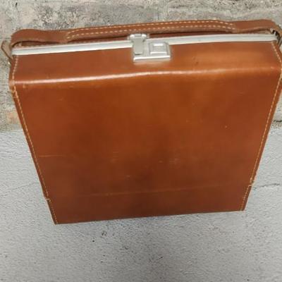 Sale Photo Thumbnail #525: Polaroid Model 80 in case with book, flash and bulbs. Fits large flat rate box