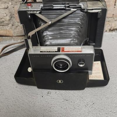 Sale Photo Thumbnail #528: Polaroid Automatic 100. Fits medium flat rate box