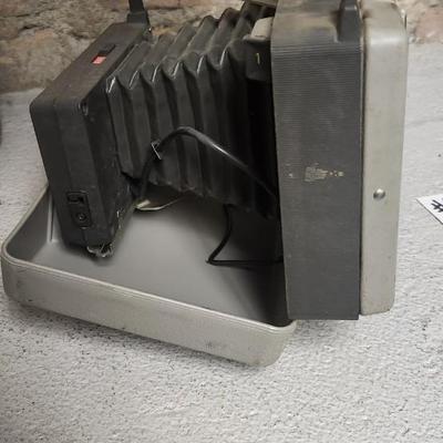 Sale Photo Thumbnail #550: Pair of Polaroid Land Cameras 103 and 104. Fits medium flat rate box
