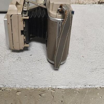 Sale Photo Thumbnail #605: Polaroid cameras. Three -J33 Model 80 and 103. Fits large flat rate box...medium is too snug to feel comfortable shipping them.