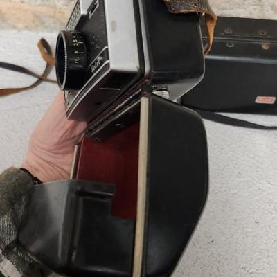 Sale Photo Thumbnail #640: Pair of Kodak Instamatic cameras. One 700 in case and one x-30 in case. The 700 has film in it. Fits medium flat rate box