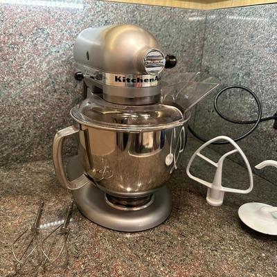 KitchenAid Artisan Series 5-Quart Stand Mixer