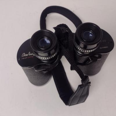 Bino-Lux 8x40 Field Glasses with the David Sibley Field Guide to Bird Watching in North America