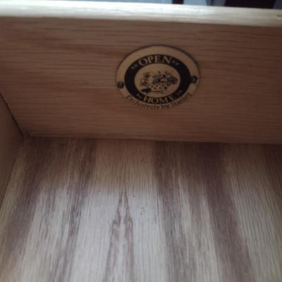 Cherry Finish Queen Anne Design Single Drawer Accent Table Open Home Collection by Stanley Choice A