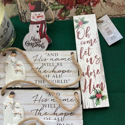 Sale Photo Thumbnail #139: Ornaments, cards, Candles, Hooks etc