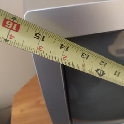 Toshiba 14" TV and DVD Player Combo