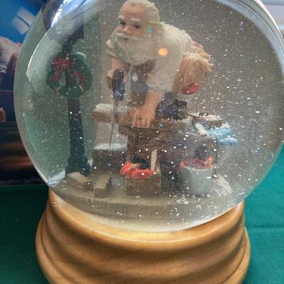 Sale Photo Thumbnail #161: Large lighted snow globe