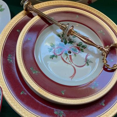 Sale Photo Thumbnail #167: Tray, Fitz & Floyd plate, Glassware