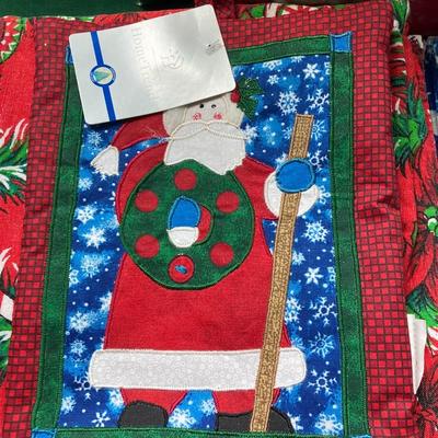 Sale Photo Thumbnail #174: Various tablecloths,, napkins.  Many brand new