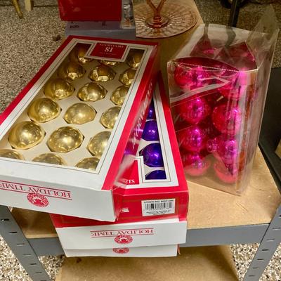 Sale Photo Thumbnail #194: Large tote,  included, filled with ornaments, Santa Light, Ceramic Santa, cards, etc.