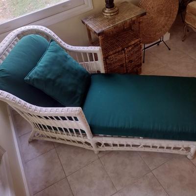 Faux Wicker Weave Chaise Lounge with Cushions