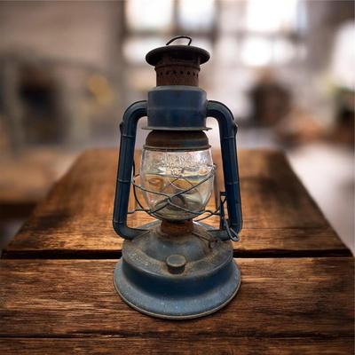 Sale Photo Thumbnail #358: Dietz Little Wizard Kerosene Lantern NY USA MADE