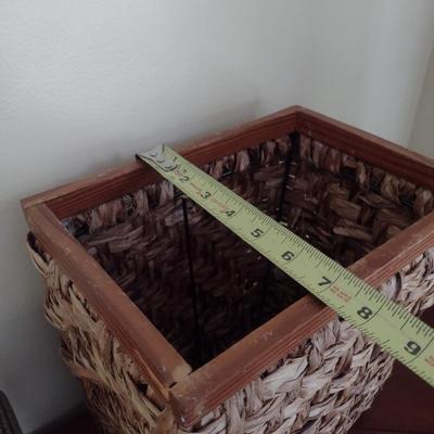 Pair of Decorative Home Accessories Items Kleenex Box Cover and Trash Receptable