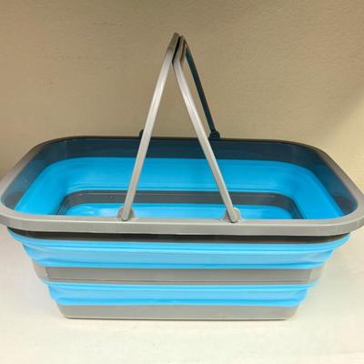 Sale Photo Thumbnail #456: SAMMART 15L (4 Gallon) Collapsible Rectangular Handy Tub/Basket/Bucket.  Like-new condition.