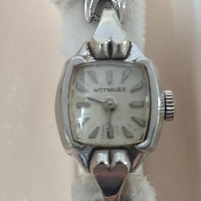 Vintage Wittnauer Woman's Manual Wind Wristwatch with Original Box