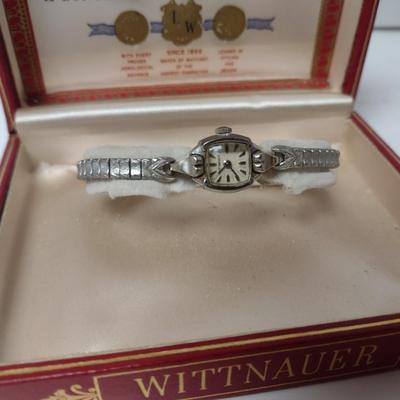 Vintage Wittnauer Woman's Manual Wind Wristwatch with Original Box
