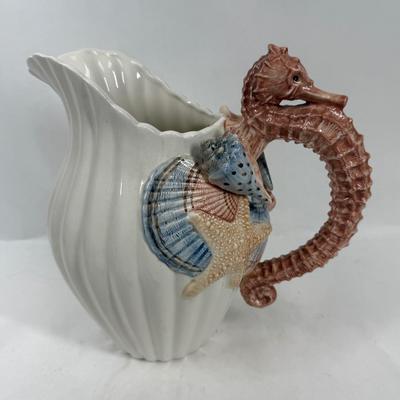 Sale Photo Thumbnail #534: In very good condition.