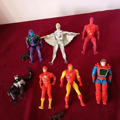 VINTAGE MARVEL COMIC ACTION FIGURES