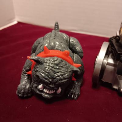 1980'S "OUTLAW SCUZZ" AND HIS "SCUZZ BUCKET", THUNDERCATS "MA-MUTT" AND "MUMM-RA"