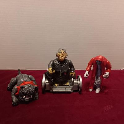 1980'S "OUTLAW SCUZZ" AND HIS "SCUZZ BUCKET", THUNDERCATS "MA-MUTT" AND "MUMM-RA"