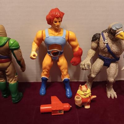 1980'S THUNDERCATS "TUSKA WARRIOR", "VULTUREMAN" AND "LION-O" WITH "SNARF"