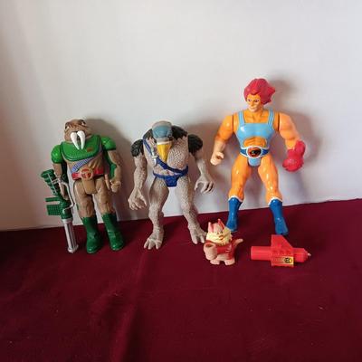 1980'S THUNDERCATS "TUSKA WARRIOR", "VULTUREMAN" AND "LION-O" WITH "SNARF"