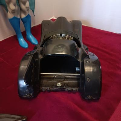 1989 BATMOBILE AND 1988 BATMAN