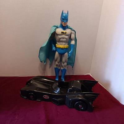 1989 BATMOBILE AND 1988 BATMAN