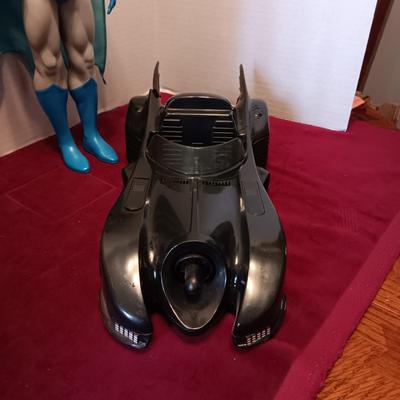 1989 BATMOBILE AND 1988 BATMAN