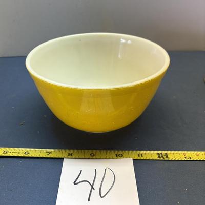 Pyrex Mixing Bowl