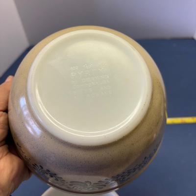 Pyrex Homestead Mixing Bowls