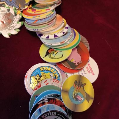 AN ASSORTMENT OF VINTAGE POGS