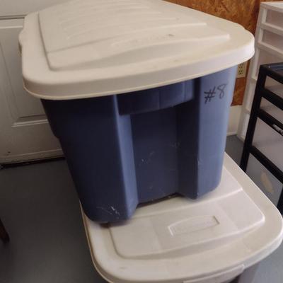 Pair of Plastic Storage Tubs with Lids