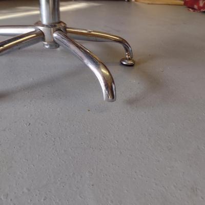 Drafting Stool with Footrest and Tractor Style Seat