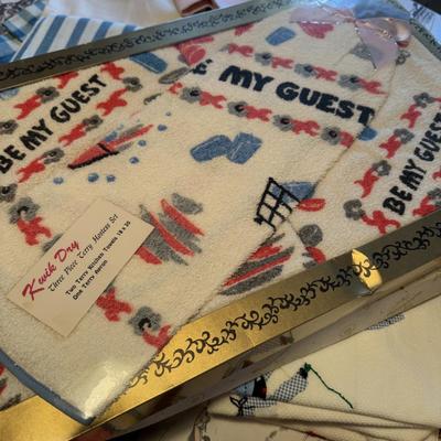 Vintage Kitchen Linens