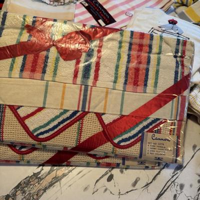 Vintage Kitchen Linens