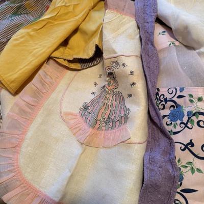 16 Vintage Ladies Aprons