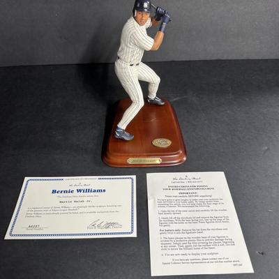 Danbury Mint - Bernie Williams