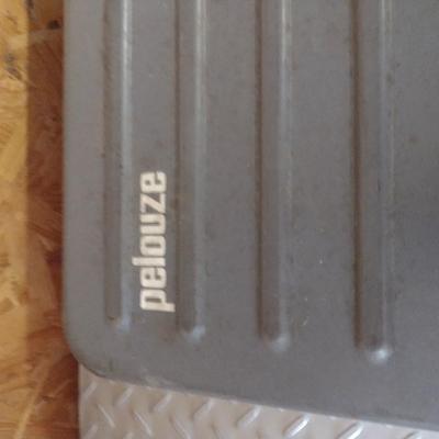 Pelouze Heavy Duty Utility Scale- 100 lb Capacity